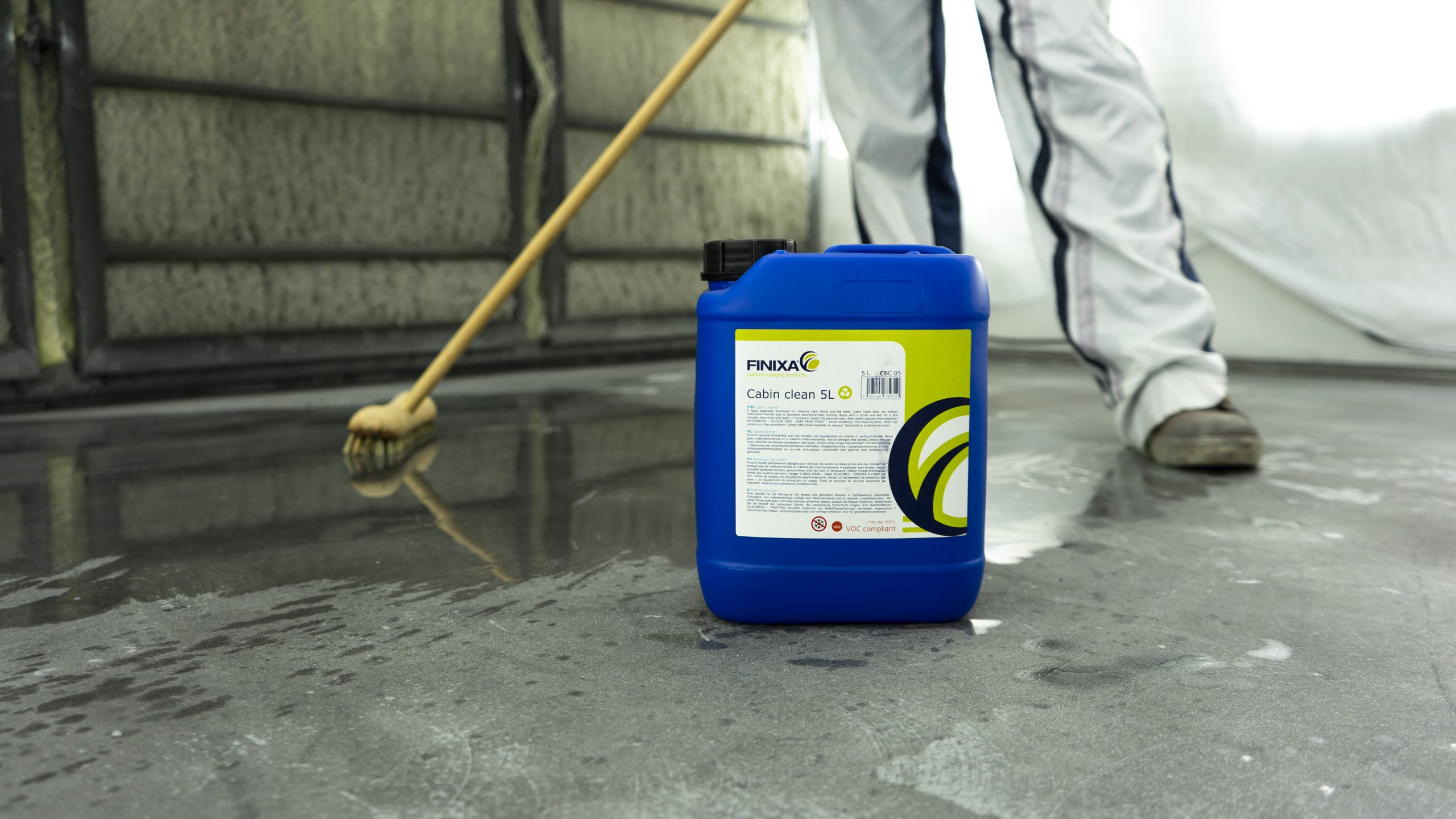Finixa Spray Booth Cleaner
